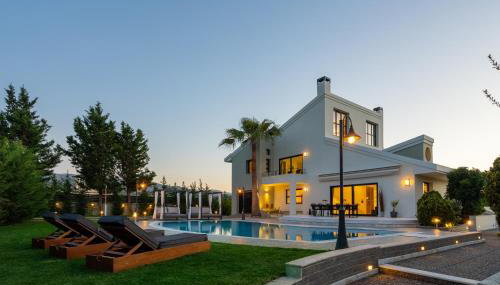Gregorys Private Luxury Villa with Heated Pool & Gardens - Foto 4, sunbed