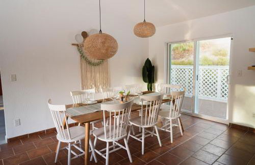 Boho chic oasis by Casa Oso with pool, spa and views - Foto 52