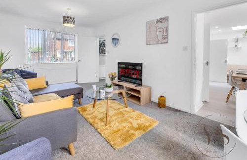 Modern 3BR Home in 9 Anson Rd Near Sandwell Hospital with Garden and Free Parking - Foto 31