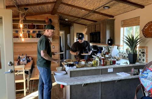 Unique Western-Themed Cabin Rental for Secluded Getaway in Warner Springs, California - Foto 8