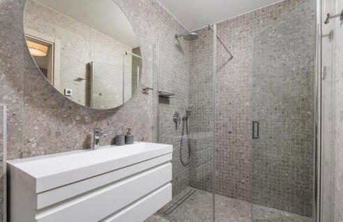 Awesome Home In Kanfanar - Foto 31