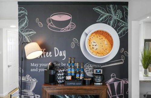 Sleeps 12 - Hot Tub - Pool - Game Room & Fire Pit! - Foto 18