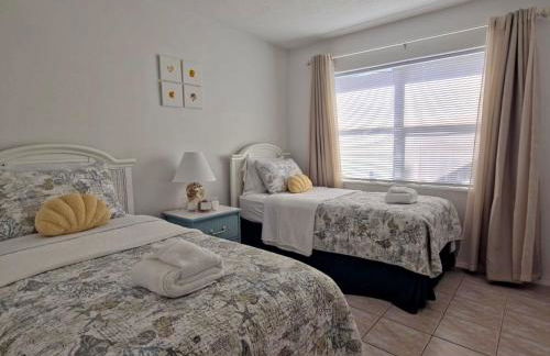 Steps to Sand - Free Parking - No Crowds - Grill - Foto 7