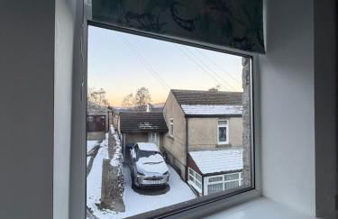 Northcliffe - Stylish Stone Cottage - Spa Bath - Peak Views - Photo 26