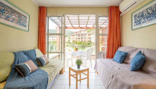 Apartment Village Cap Estérel - L'Esquinade-108 by Interhome - Foto 2, Living Room