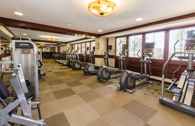 Hale Leilani Ko Olina Beachfront w/ Views! - Photo 13