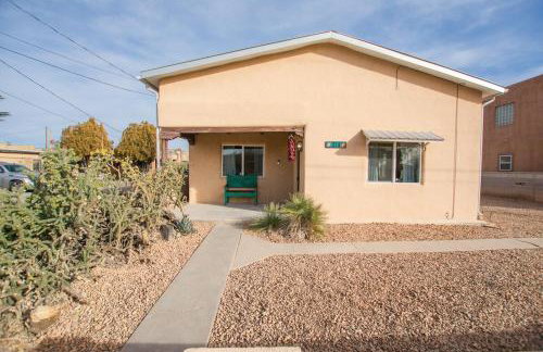 Grandma's Old Town Adobe House! Private Hot Tub-Close to Old Town-Pet Friendly-No Pet Fee! - Foto 54