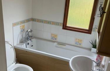 Kingfisher Cosy Lakeside Lodge - Foto 8