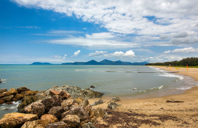 Beachfront Apartment with Ocean Views - Foto 17