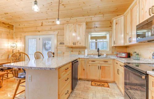 Smoky Mtn Cabin with Hot Tub and Scenic Views - Foto 9