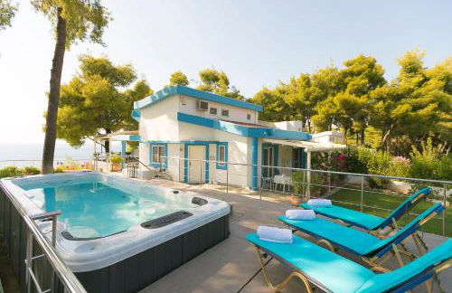 Sani Beach Gallery Villa, your next family vacation! - Foto 1