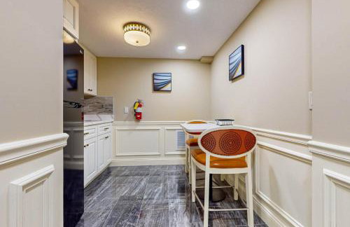 Nurse-Ready Studio Retreat! 2 Mi to Dtwn Holyoke - Foto 5