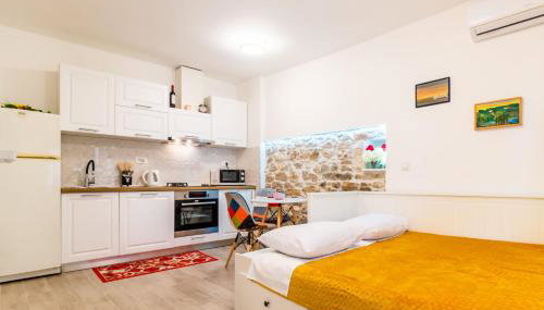 Studio apartman Mirela Kaštel Štafilić - Foto 2