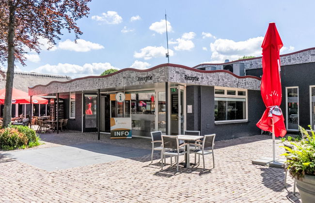 3 bedroom House in Kaatsheuvel with swimming pool and terrace - Photo 13