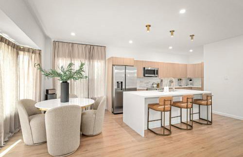 Gated Resort, 2 Homes, 9BR Ensuites, Slps27, Pool - Photo 22