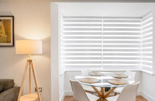 Modern Apartment with Parking nr Seafront - Foto 15