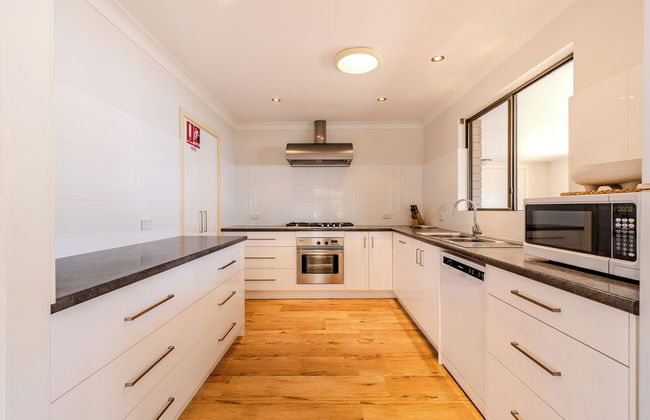 Morning Light Beach House - Photo 11