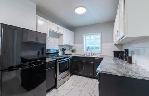 Two Homes - Charming Home and Cozy Bungalow - Foto 10