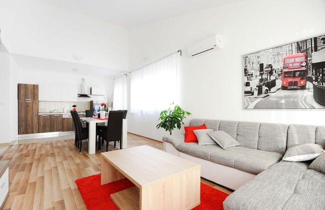 Apartments Hills - Photo 49