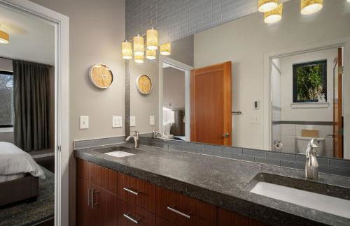 Bellingham Basecamp - Photo 30