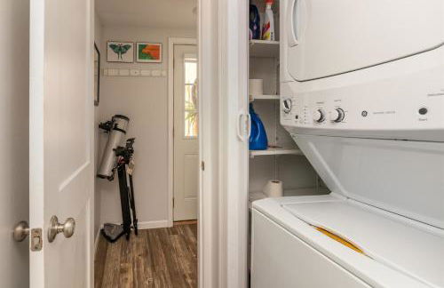 Historic Farm Cottage on 800-Acre Orchard - Foto 49