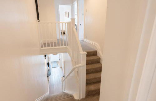 4-Bedroom Coastal Getaway in Pembroke Dock - Foto 12