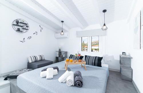 Kalamaki-Sunset - Scenic Sunset & Sea Views - Steps from Shore! - Foto 4