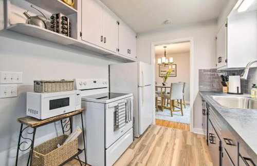 Pet-Friendly Uptown Normal Home Steps to ISU - Foto 11