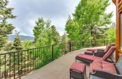 Secluded Angel Fire Retreat Deck and Stunning View! - Foto 2