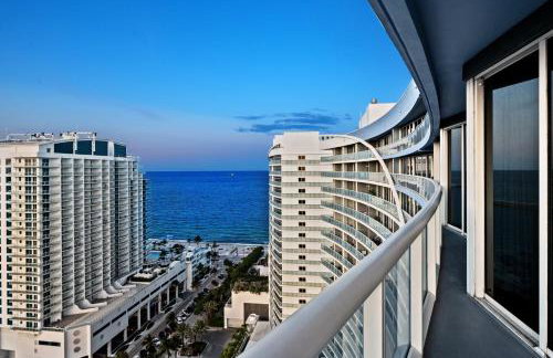 23rd Floor W 2BR with Den, Ocean Views, Sleeps 8 - Foto 53
