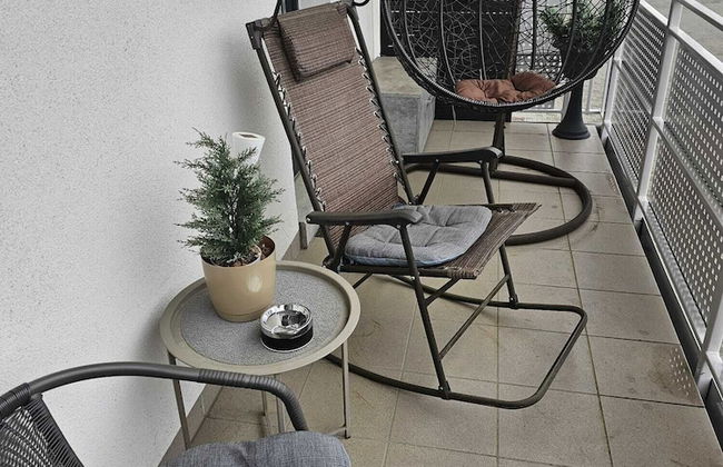 2 Bed Apartment in Zyrardow - Photo 33