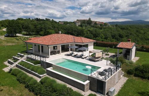 Villa Green Forest with wellness and heated salty pool - Photo 1