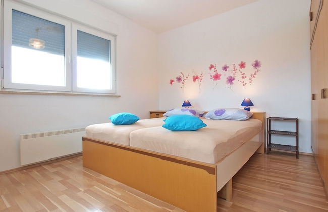 Apartment 1432 - Photo 2