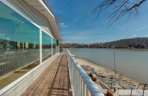 Waterfront Lake of the Ozarks Home with Private Dock - Foto 28