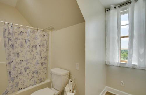 Spacious Rural Getaway in Lexington with Deck! - Foto 21