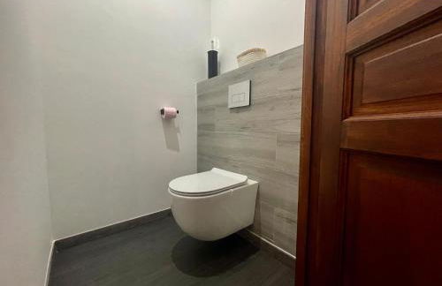 Rooftop N°38 - Rooms et Studios - Vue Cité Médiévale - Foto 24