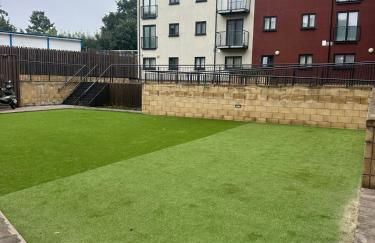 1BR Hideaway Near NEC & Resorts World - Ideal for Travelers - Foto 30