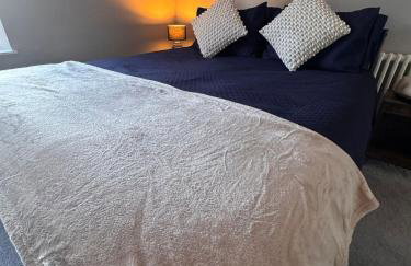 Central Near Hospital 2 Bedroom - Sleeps 4 - Self Check In - Fully Furnished - Foto 20