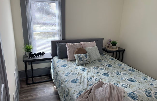 The Hennepin House-Private Yard &Parking - Foto 6