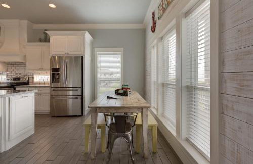 Nautibeach Views from Multiple Decks, Sleeps 14 - Foto 30