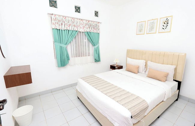 Villa ChavaMinerva Aries Ciater with Private Pool - Foto 5