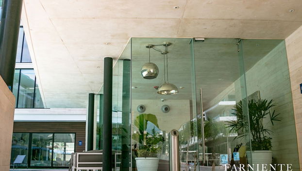 Entrada (vista interior)