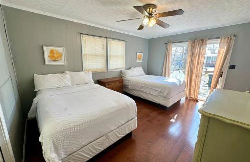 Cottage 1- Lees Ford Marina - Photo 2