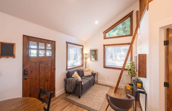 The Goldfinch Cabin 15 MIN to Magnolia Baylor - Foto 15