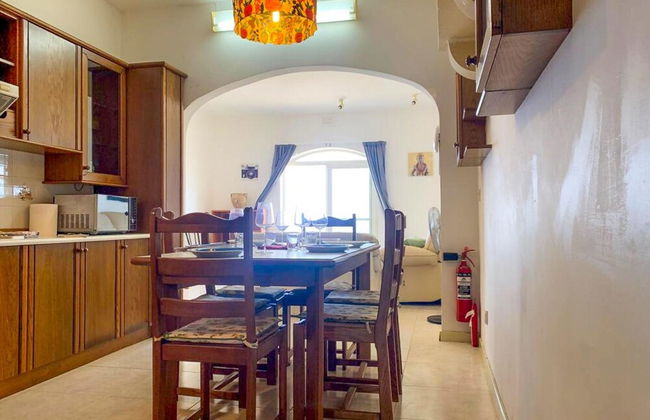 Sea and sun Views 2bd Apt Marsalforn Gozo - Foto 13