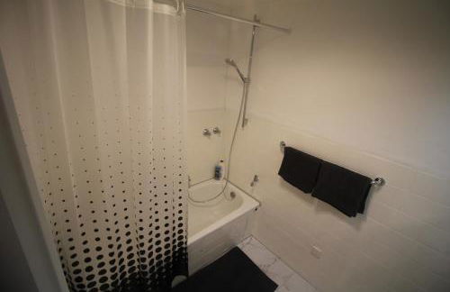 Moderne und möblierte Wohnung! - Foto 10