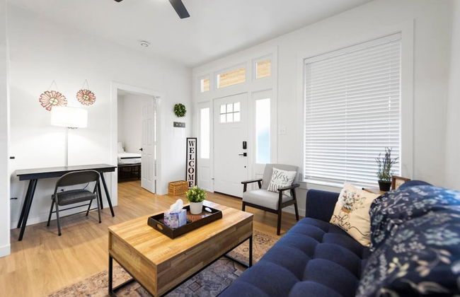 New Charming 2-bedroom Home Minutes to Downtown - Foto 27