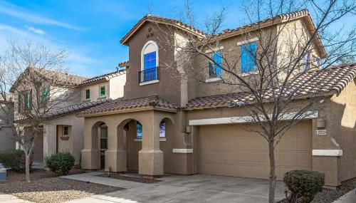 Entire Home in Avondale Arizona, 3BR & 2.5BR - Foto 2, Other