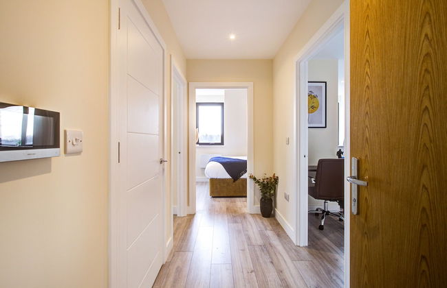 Charming 2-bed Apartment in Cheam, Sutton - Foto 18