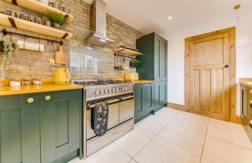 Boho Beach House Hot Tub, 3 Bedroom - Foto 11